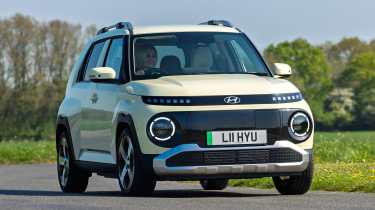 Hyundai Inster - front cornering